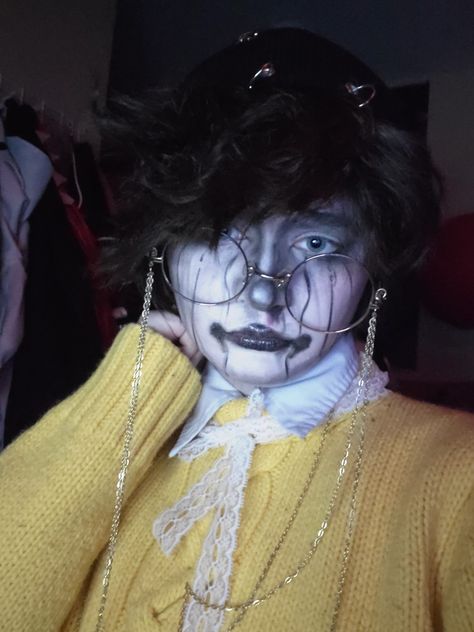 Ghostbur Cosplay Makeup, Ghostbur Cosplay, Dreamsmp Cosplay, Dsmp Cosplays, Makeup Challenge, Cosplay Inspo, Cosplay Inspiration, Makeup Challenges, Wilbur Soot