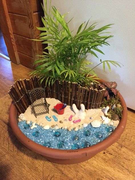 Seashell Fairy Garden Ideas, Beach 3d Art, Beach Fairy Garden Ideas Diy, Beach Fairy Garden Ideas, Fairy Garden Fountain, Miniature Garden Diy, Kids Water Table, Lighthouse Crafts, Beach Fairy Garden