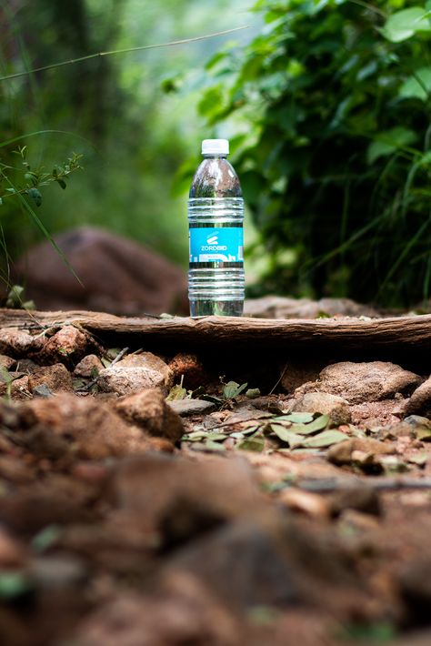 Water Bottle Photography Ideas, Beverages Photography, Water Commercial, Bottle Photography, Sprinkle Ideas, Bottle Shoot, Gentlemen's Guide, Functional Health, Rock River