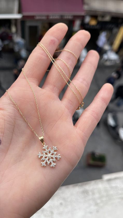 14k Solid Gold Snowflake Christmas Necklace Gold Sparkly - Etsy Elegant Christmas Diamond Jewelry, Elegant Christmas Snowflake Necklace, Elegant Gold Jewelry For Winter, Elegant Festive Jewelry For Winter, Fine Jewelry Snowflake Cubic Zirconia, Snowflake Shaped Cubic Zirconia Fine Jewelry, Elegant Snowflake Jewelry For Festive Occasion, Festive Gold Snowflake Jewelry, Formal Christmas Snowflake Jewelry