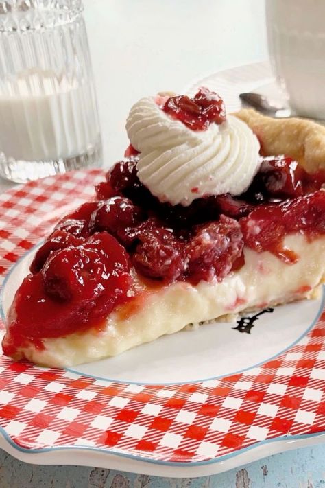 A slice of cherry vanilla cream pie with a dollop of whipped cream. Vanilla Cream Pie, Vanilla Pie, My Country Table, Cream Pie Filling, Cherry Topping, Cherry Vanilla, Country Table, Frozen Cherries, Berries Recipes