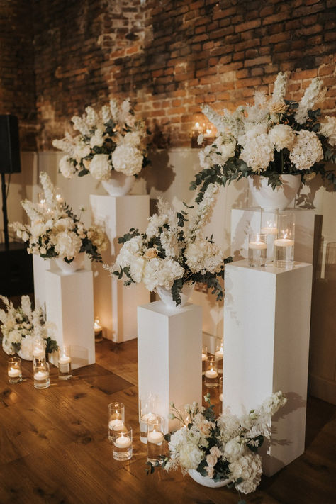 Unique Event Decor, Green Wedding Decorations, White Wedding Ceremony, Wedding Reception Backdrop, Wedding Stage Design, Dream Wedding Decorations, Wedding Floral Centerpieces, Wedding Venue Decorations, Wedding Reception Inspiration