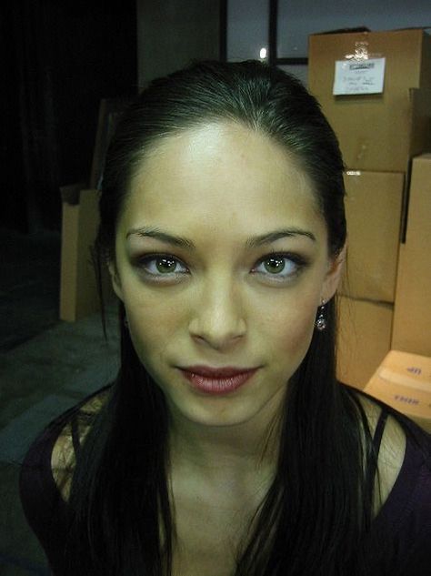 kristin kreuk Kristen Kreuk 2000s, Kristin Kreuk 2000s, Lana Smallville, Lana Lang Smallville, Kristin Kreuk Smallville, Kristen Kreuk, Brown Hair Inspiration, Lana Lang, Kristin Kreuk