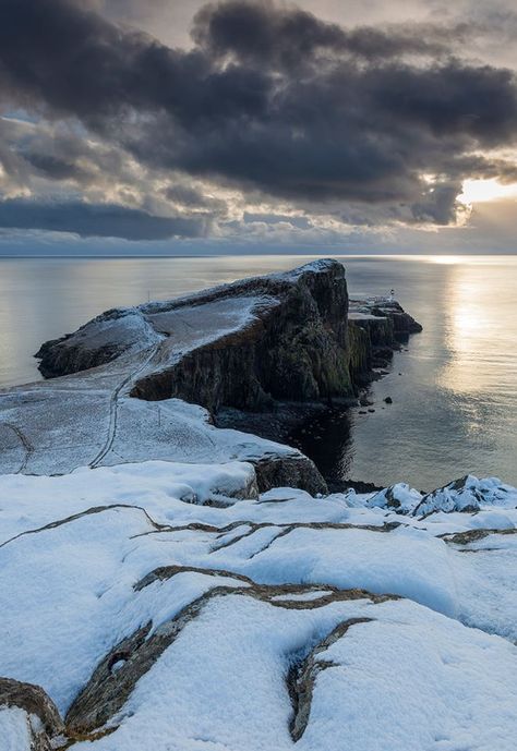 Neist Point covered in snow, Isle of Skye, Scotland. Isle Of Skye Winter, Neist Point, Isle Of Skye Scotland, Scotland Forever, Bonnie Scotland, Snow Photography, Some Beautiful Pictures, Skye Scotland, Isle Of Skye