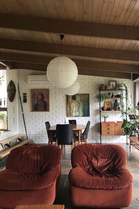 Modernist Interior, Timber Ceiling, Living Vintage, Style Deco, Floor To Ceiling Windows, Boho Interior, Cheap Decor, Interior Inspo, Cheap Home Decor