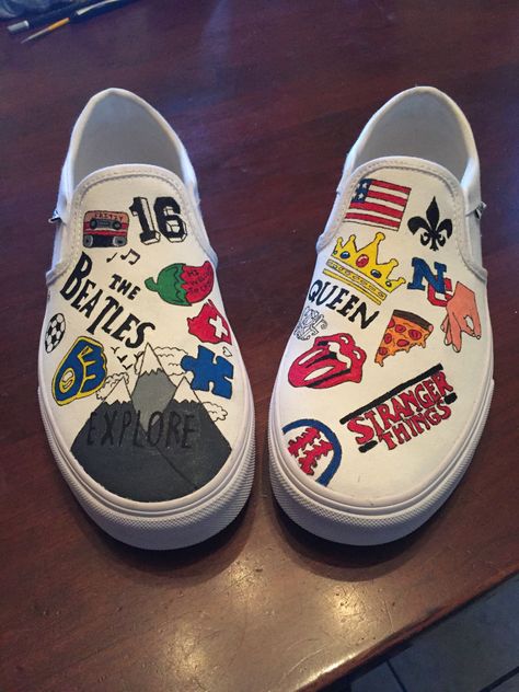 Painting Vans, Vans Ideas, Custom Painted Vans, Vans Painted, Custom Sneakers Diy, Painted Vans, Personalized Shoes, Diy Crafts Hacks, Custom Vans