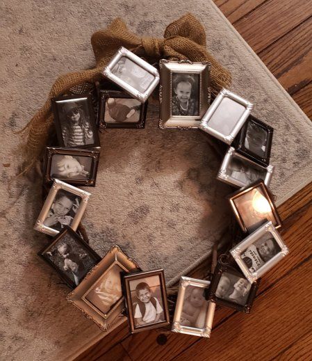 Diy Grapevine Wreath, Picture Wreath, Christmas Husband, Picture Frame Wreath, Bday Gifts For Him, Bday Gifts, Diy Gifts For Mom, Diy Gifts For Him, Frame Picture