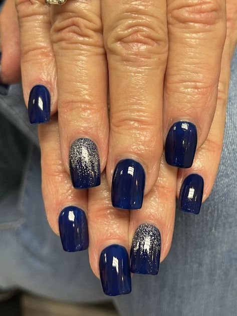 Simple Christmas Nails Short Blue, Gel Nails January 2025, Magnetic Blue Nails, Deep Blue Nail Ideas, New Years Nails Blue And Silver, Navy Ombre Nails Dark Blue, Midnight Blue And Silver Nails, Navy Blue New Years Nails, Dark Blue Nails Winter