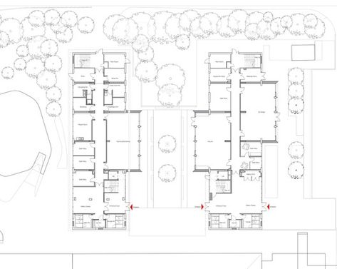 Gallery of AUB Design Studios and Workshops / Design Engine Architects - 21 Workshop Floor Plan, Workshops Design, Workshop Studio, Residence Hall, Workshop Design, Natural Ventilation, Factory Design, Design Studios, Roof Light