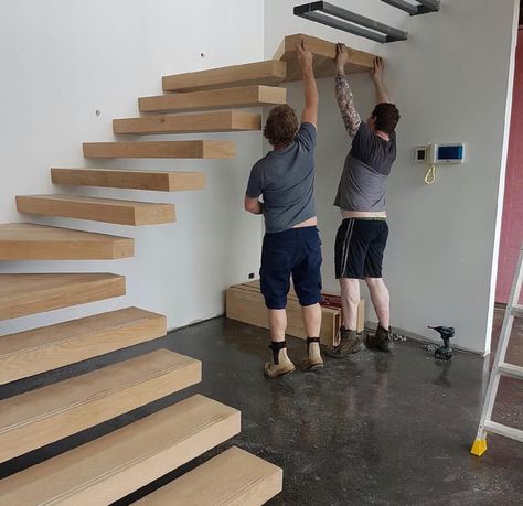 Floating stairs Scale Loft, Staircase Manufacturers, Vstupná Hala, درج السلم, Open Trap, Escalier Design, Loft Stairs, Wood Staircase, Stairs Architecture