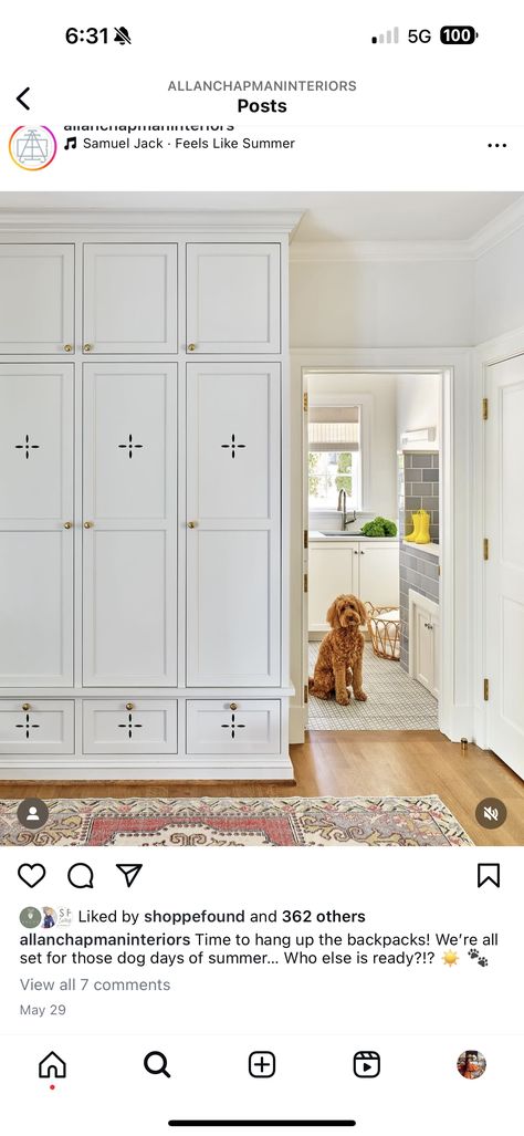 Mudroom Cabinets With Doors, Cabinets Mudroom, Wall Of Cabinets, Broom Cabinet, Mud Bench, Mudroom Cabinets, Banquette Seating In Kitchen, Entryway Door, Mudroom Entryway