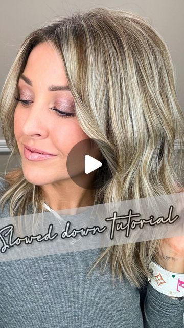 Ashley Erickson on Instagram: "Ask and you shall receive 😉 I had so many requests to slow down the last flat iron tutorial and here it is 🫶🏻  . . #howtocurl #reelhair #hairreel #flatiron #flatironcurls #howtostyle #haircut #haircolor #easyhair #easyhairstyles #easyhairstyle #easyhairtutorial #easyhairvideo #hairforbeginners #beginnercurls #finehair #thinhair #blondehair #hairgoals #hairinspo #hairoftheday #hairstyle #hairvideos #hairstyling" Short Hair Waves With Flat Iron, Soft Bends Medium Hair, Beach Waves Medium Hair, Flat Iron Tutorial, Loose Waves Short Hair, Flatiron Curls, Curling Iron Short Hair, Flat Iron Short Hair, Flat Iron Curls Tutorial