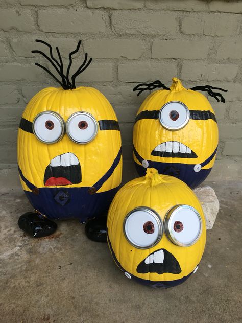 Cartoon Characters Pumpkin Painting, Minon Pumpkin Painting, Disguised Pumpkin Project, Despicable Me Pumpkins, Minions Pumpkins Painting, Painted Frankenstein Pumpkin, Pumpkin Painting Ideas Minions, Minions Halloween Decorations, Minions Trunk Or Treat Ideas