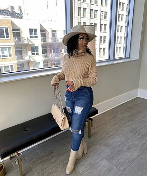 Fedora Outfit, Pelo Afro, Wardrobe Tips, Outfits Chic, Nice Style, Outfits With Hats, Cute Simple Outfits, Outfit Inspo Fall, Chic Fashion