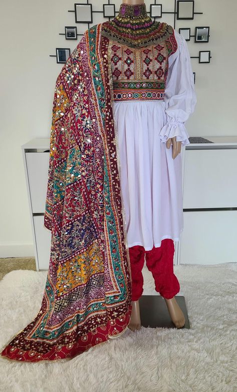 Afghani clothes