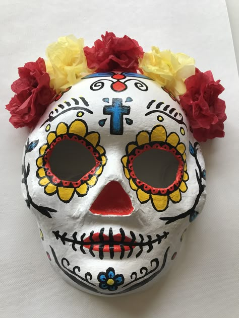 Calavera, day of the dead mask design. Day Of The Dead Face Mask, Day Of The Dead Masks For Kids, Mexican Mask Art, Day Of The Dead Mask Designs, Mascara Mask Design, Clay Mask Ideas Art Ceramic Sculptures, Creative Mask Ideas Diy, Mascara Design Ideas, Mask Painting Ideas