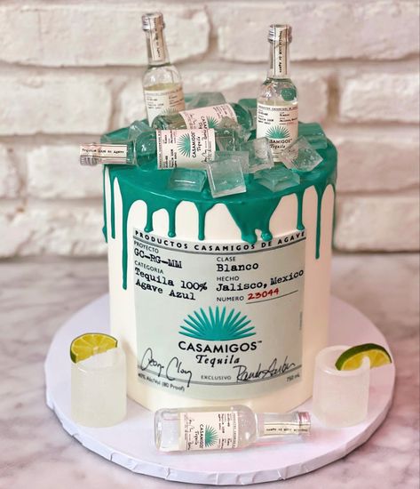 Casamigos Cake Ideas, Casa Amigos Tequila Cake, Casamigos Birthday Theme, Tequila Cakes For Men, 21st Birthday Tequila Theme, Casamigos Birthday Cake, Alcohol Themed Cake, Tequila Cake Ideas, Liquor Themed Birthday Party