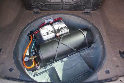 on board air and dual batteries in a WJ - Offroad Passport Community Forum Jeep Wj, Tundra Truck, Cart Ideas, Jeep Mods, Jeep Ideas, 4x4 Accessories, Bug Out Vehicle, Jeep Cherokee Xj, Jeep Xj