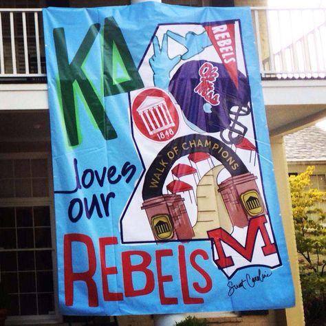 Game day banner Game Day Banner Sorority, Football Sorority Banner, Game Day Banner, Homecoming Banner, College Homecoming, Sorority Banner, Chi Omega Sorority, Football Banner, Hotty Toddy