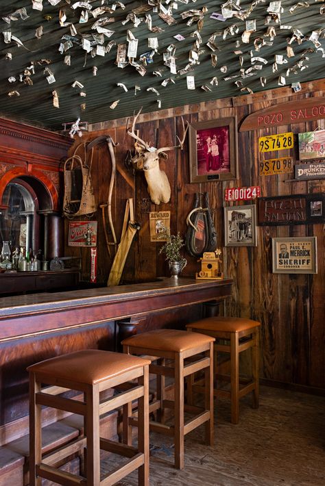 Pozo Saloon Western Restaurant Interior, Old Saloon Aesthetic, Western Saloon Aesthetic, Saloon Bar Ideas, Saloon Aesthetic, Saloon Decor Interior Design, 70s Bar, Saloon Ideas, Cowboy Bathroom