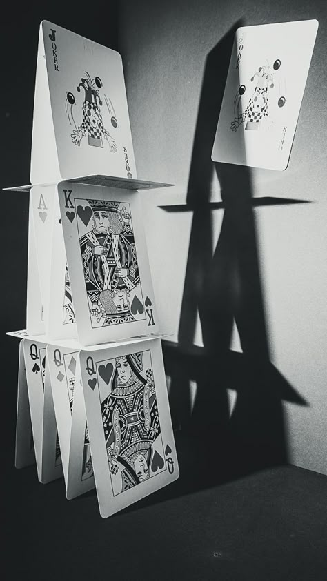 playing Cards Pyramid Playing Cards Display, Playing Card Photoshoot, Playing Card Photography, Playing Cards Photography, Giant Playing Cards, Blood Of My Monster, Card Photoshoot, France Night, Bored Games