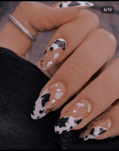 Cow Hide Nail Designs, Country Concert Nails Almond, Trending Nails Square, Cowprint Nail Design Almond, Country Chic Nails, Concert Nails Ideas Country, Cow Almond Nails, Glitter Cow Print Nails, Brown Cowprint Nails