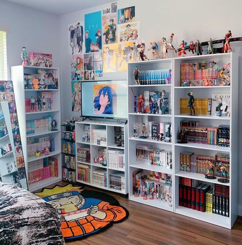 Bookshelf Setup, Manga Bookshelf, Manga Shelves, Manga Shelf, Anime Bedroom Ideas, Nerd Room, Cool Room Designs, Cool Bookshelves, Otaku Room