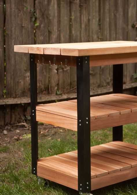 Bbq Trolley Ideas, Bbq Cart Diy, Blackstone Grill Stand Diy, Bbq Table Ideas, Ooni Pizza Oven Table Diy, Outdoor Prep Station, Diy Rolling Cart, Diy Grill Cart, Diy Grill Table