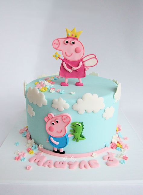 Tortas Peppa Pig, Pig Birthday Decorations, Bolo Da Peppa Pig, Peppa Pig Birthday Decorations, Peppa Pig Birthday Party Decorations, Greta Gris, Picnic Parties, Toddler Birthday Cakes, 4de Verjaardag