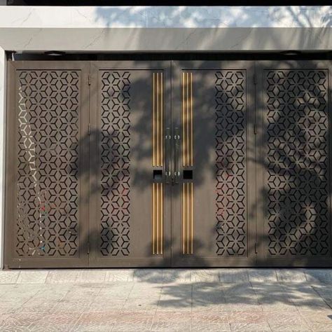 Main Gate designs ✨️| Door Designs ✨️ . . . . . . #door #doordesign #doordesigns #irongatedesign #doubledoor #wroughtirongate #doorstyle #sethiglassplywood #trendingdesign #populardesigns #homedecor #trendingpost #reelitfeelit #explorepage #viralpost #fypシ゚viralシfypシ゚viralシalシ #budget2024 #kitchengadgets #famousfood #hardikpandya #bodybuildingtips Ms Gate Design, Gate Reference, Main Grill Gate Design, Modern Iron Gate Designs, Mansion Gate, Ms Gate, Main Gate Designs, Modern Steel Gate Design, Gate For Home