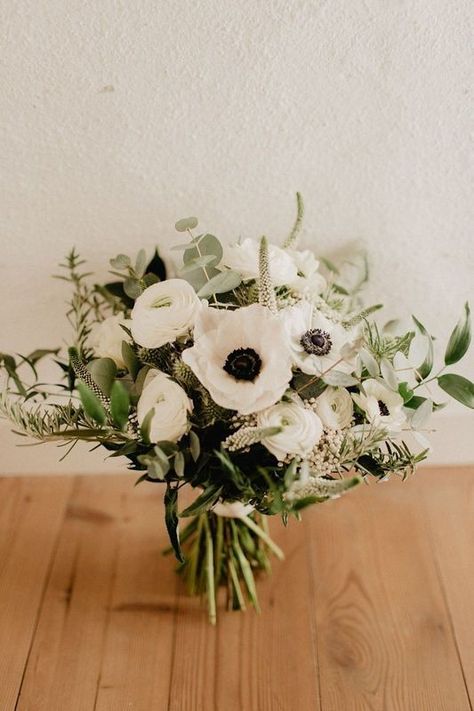 Anenome Flower, Anemone Wedding, Anemone Bouquet, Black And White Wedding Theme, Winter Bouquet, Winter Wedding Flowers, White Wedding Flowers, White Bouquet, Wedding Mood