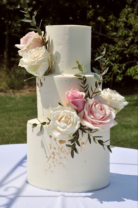 3tier Wedding Cake, Wedding Cake Flower, Floral Cake Design, Flower Cake Design, 3 Tier Wedding Cake, 50th Anniversary Cakes, Tier Cakes, 3 Tier Wedding Cakes, 2 Tier Cake