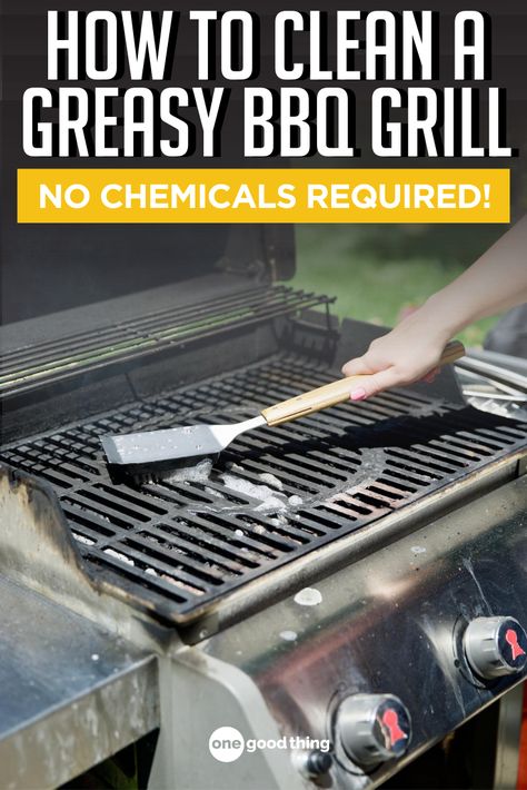 Got a greasy, dirty BBQ grill? Hunting for an easy and chemical free way to give it a good clean before your next cook out? I've got you covered!! And when I say easy, I do mean EASY!! Grill Cleaning Hacks, Barbecue Grill Outdoor, Cleaning Bbq Grill, How To Clean Bbq, Small Grill, Grill Cleaning, Cook Out, Campfire Food, Clean Grill