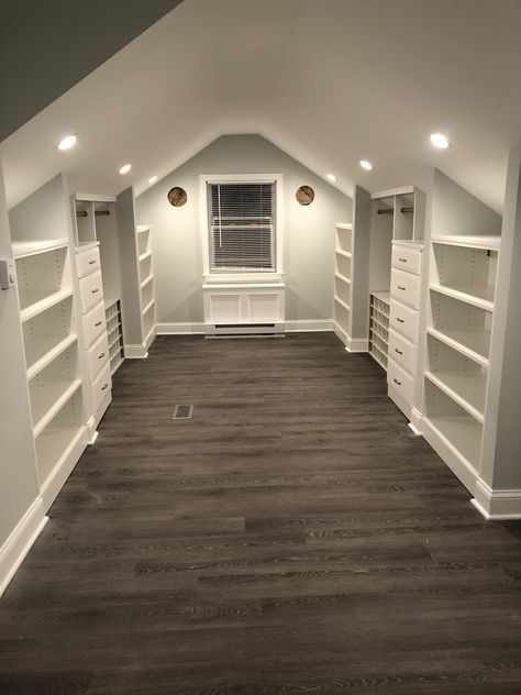 Sloped ceiling Slanted Ceiling Closet, Attic Bedroom Closets, Attic Bedroom Storage, Slanted Walls, Attic Closet, Attic Bedroom Designs, Slanted Ceiling, Attic Design, Attic Bedrooms