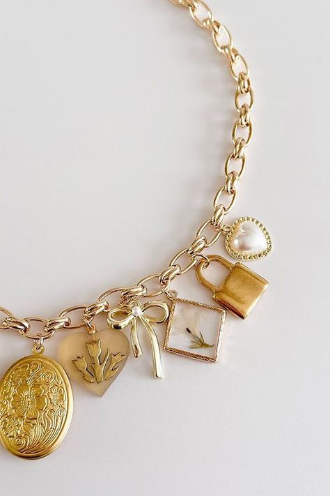 #bracelets #bead #beadedbracelets #DIY #handmade #jewelry #gemstones Stacking Gold Jewelry, Cute Unique Jewelry, Charms Jewelry Ideas, Shop The Deli Jewelry, Old School Jewelry, Charm Necklace Inspiration, Unique Charm Necklace, Jewerly Stacks Gold, 11 11 Necklace