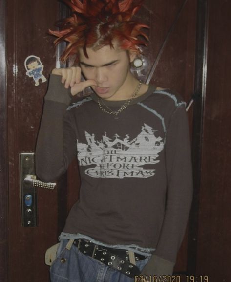 Mall Goth 90s Men, Numetal Fashion Men, 90s Punk Fashion Men, 90s Alternative Fashion Men, 2000s Punk Fashion Men, Nu Metal Fashion Men, Punk Y2k Outfits, Y2k Punk Outfits