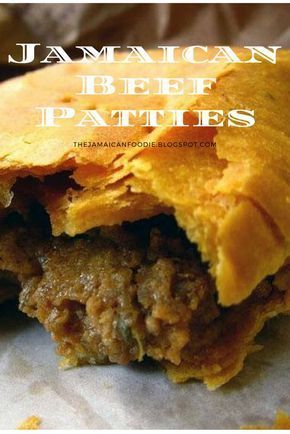 Beef Patties Recipes, Jamaican Beef Patties, Jamaican Patty, Jamaica Food, Carribean Food, Jamaican Cuisine, Jamaican Dishes, Beef Patties, Haitian Food Recipes