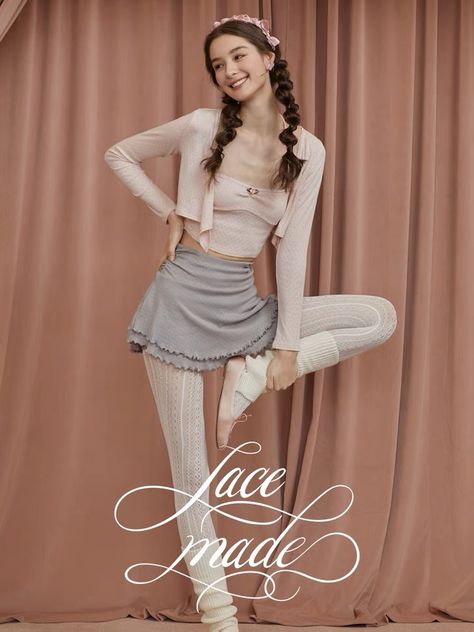 Ballet Core Fashion, Balletcore Outfits Aesthetic, Ballet Core Outfits, Balletcore Fashion, Ballet Inspired Fashion, Ballet Core, Photoshoot Concept, Ulzzang Fashion, Dance Outfits