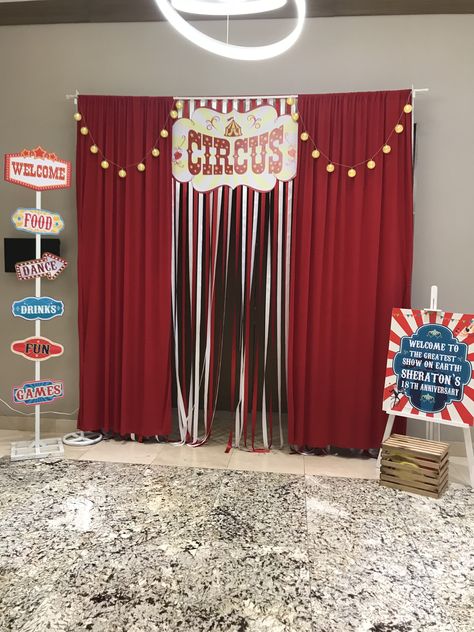 Carnival Themes Decoration, Diy Circus Photo Backdrop, Carnival Room Decor, Circus Office Decoration, Vintage Circus Theme Party Decorations, Circus Theme Photo Booth, Welcome To The Circus Sign, Diy Carnival Backdrop, Circus School Decorations