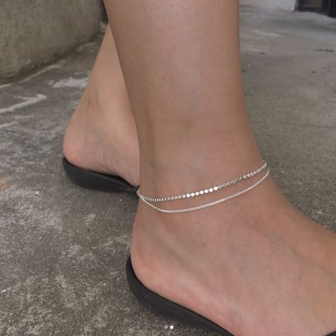 Limited offer! This awesome Dual Chain Silver Anklet Bracelet for $39.00.. #lovezafari #zafaristudio #fashionjewerly #love #earrings #necklace #topbestsellers #jewerlryoftheday #finejewellery #sterlingsilverjewelry Anklets Online, Anklets Indian, Fashion Romantic, Layer Chain, Flat Beads, Anklet Designs, Summer Anklets, Silver Anklet, Sterling Silver Anklet