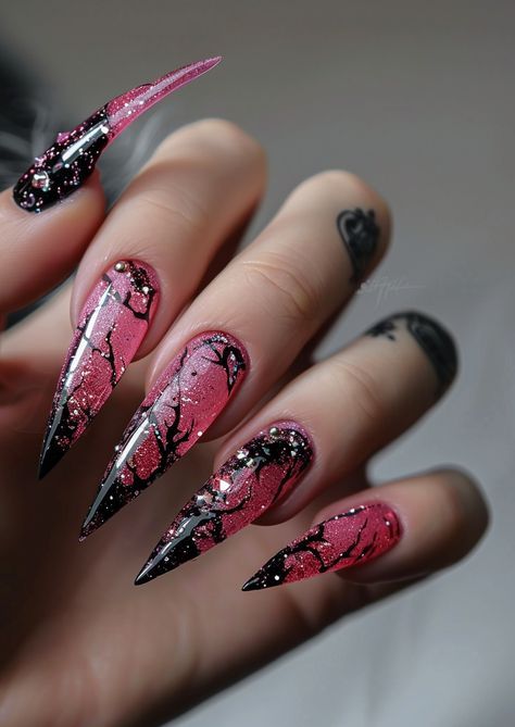 Nail Designs Pointy, Halloween Stiletto Nails Design, Gothic Nails, Edgy Nails, Goth Nails, Stiletto Nails Designs, Her Nails, Bright Nails, Fabulous Nails