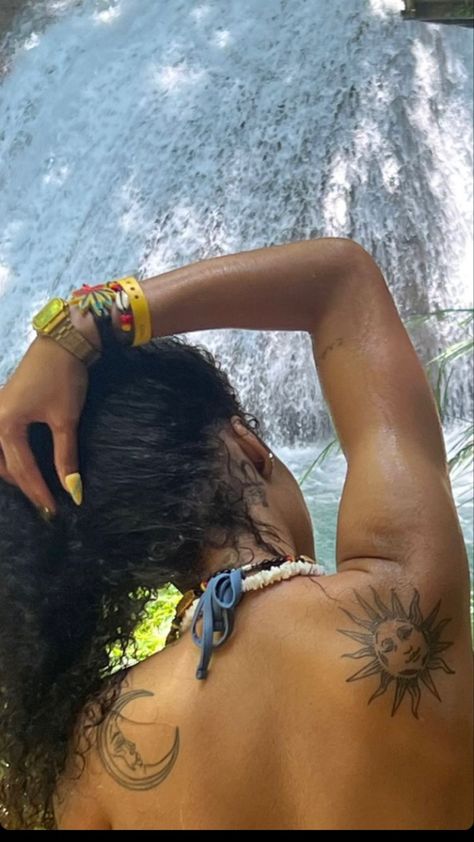 Carribean Tattoos, Island Vibe Tattoo, Brazilian Tattoos, Brazil Inspired Tattoo, Brazil Tatoos, Caribbean Tattoo Ideas, Island Girl Tattoo, Brazil Tattoo, Island Tattoo