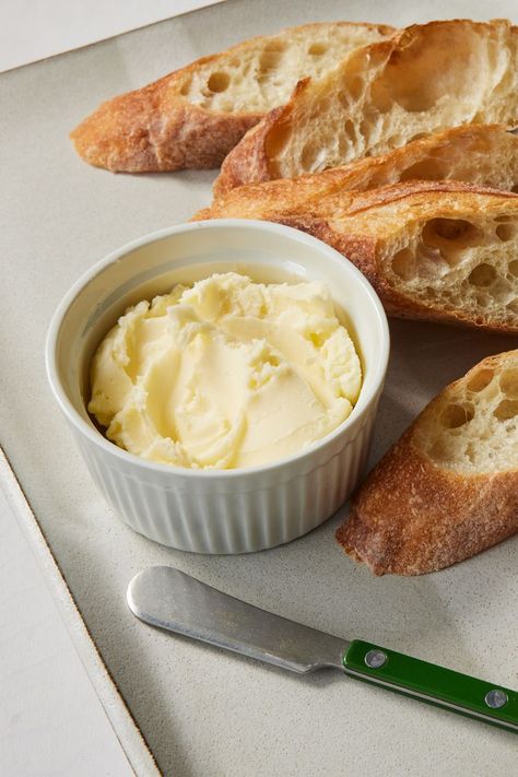 How to Make Homemade Butter Homemade Salted Butter, Home Made Butter Recipes, How To Make Butter, Make Your Own Butter, Home Made Butter, 2025 Goal, Diy Butter, Butter Recipes Homemade, Butter Making