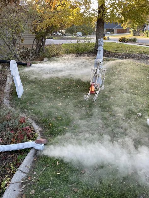 Ground-Hugging Fog: NO Chiller, NO Fog Fluid, NO Dry Ice : 10 Steps (with Pictures) - Instructables Dry Ice Fog Diy, Diy Fog Chiller, Fog Chiller Diy, How To Make Fog With Dry Ice, Diy Fog Machine, How To Make Fog Without Fog Machine, Dry Ice Fog Machine, Diy Halloween Fog, Dry Ice Halloween