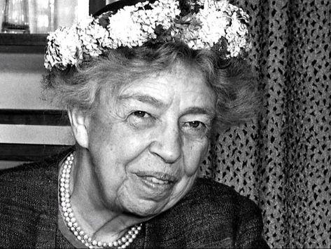 4 Signs to Tell a Smart Woman from a "Stupid" One: Eleanor Roosevelt's Observation - NewsBreak Character Quotes, Jewish Proverbs, Smart Woman, Get Over Your Ex, Evil Person, Scary Mommy, Eleanor Roosevelt, Smart Women, Married Men