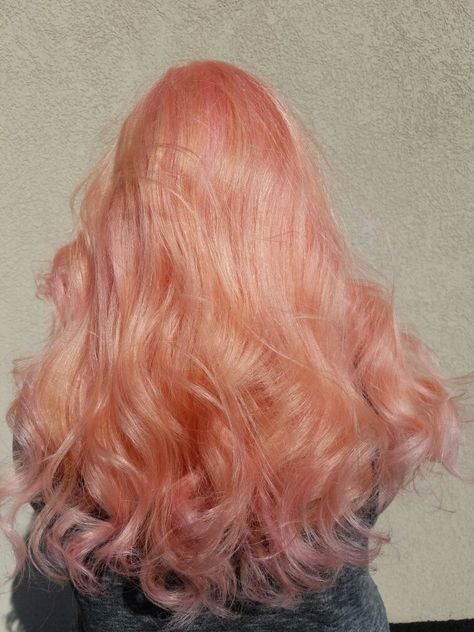 Faded Peach Hair, Pink Peachy Hair, Coral Colored Hair, Peachy Pink Outfits, Light Pink And Ginger Hair, Pinkish Ginger Hair, Light Peach Hair Color, Peach Colour Hair, Salmon Hair Color Peach