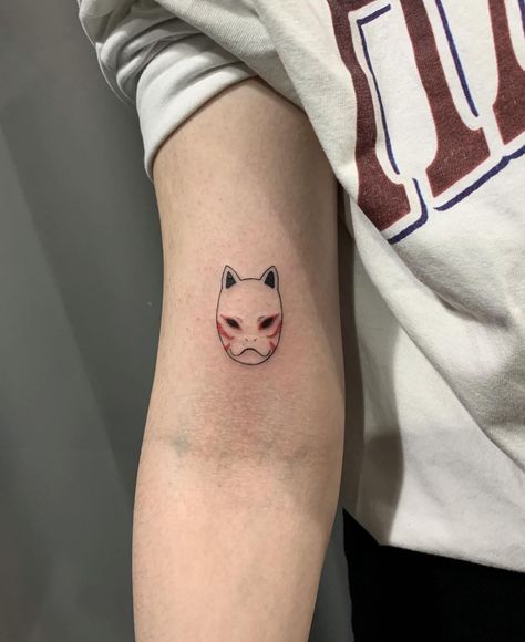 Anime Hand Tattoos For Women, Cute Simple Anime Tattoos, Anime Tattoos Minimalist, Mini Naruto Tattoo, Dainty Anime Tattoos, Anime Tattoo Ideas Female, Discreet Anime Tattoo, Cute Small Anime Tattoos, Subtle Naruto Tattoos