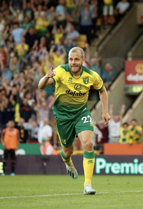 20190914 Norwich City 3-2 Manchester City - Teemu Pukki Norwich City Fc, Secret Room, English Football, Football Hall Of Fame, Norwich City, Football Program, Retro Football, City Wallpaper, Wallpaper Ideas