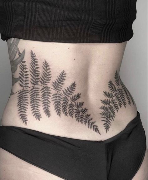 Wrap Around Tattoo Thigh, Tattoo Designs Minimalist, Ojo Tattoo, Botanisches Tattoo, Tattoos Floral, Lower Back Tattoo, Tattoos Watercolor, Tattoos Forearm, Backpiece Tattoo