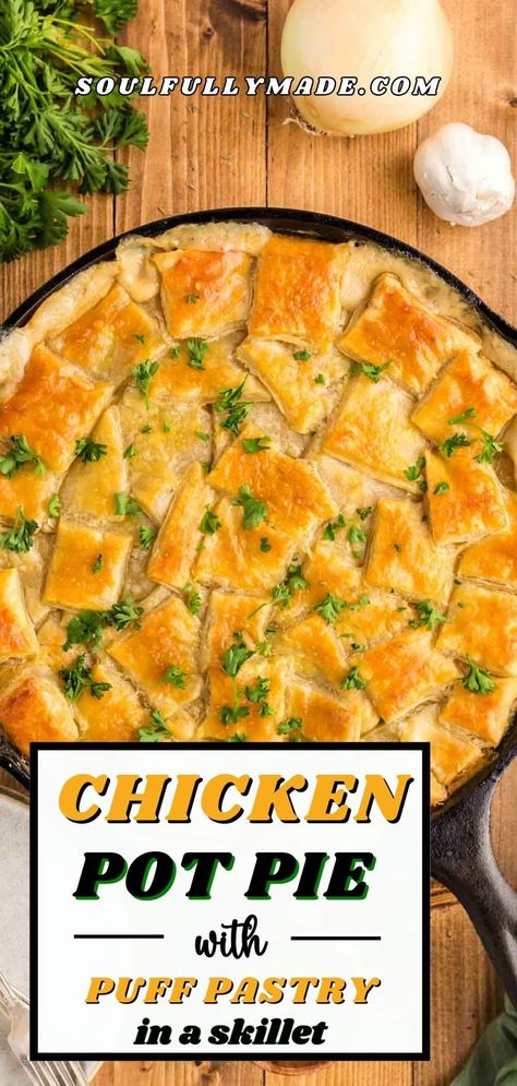 This Puff Pastry Chicken Pot Pie is a no-hassel recipe with a creamy filling topped with puff pastry for a delicious and easy crust!rn The Best Chicken Pot Pie, Pot Pie With Puff Pastry, Beef And Mushroom Pie, Pie With Puff Pastry, Puff Pastry Chicken, Turkey Easy, Easy Chicken Pot Pie Recipe, Chicken Pot Pie Filling, Pot Pie Filling